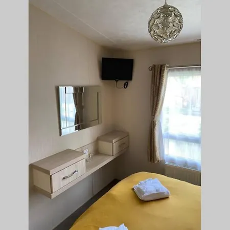 Apartman Modern Static Holiday Home Only 7 Miles From York Sleeps 6